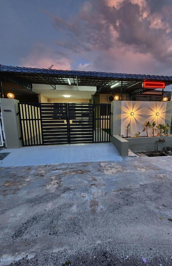 Sun Star Home By Ipoh Maju Stay Εξωτερικό φωτογραφία